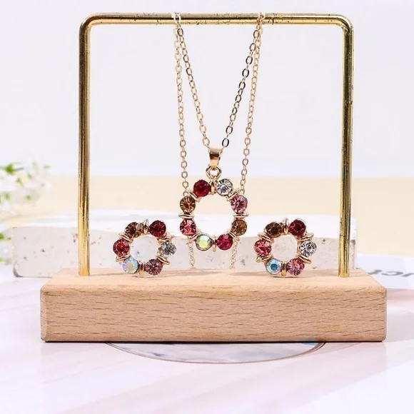 Rose Gold Plated Rhinestone Pendant Necklace & Earrings Set - Picture 3 of 6
